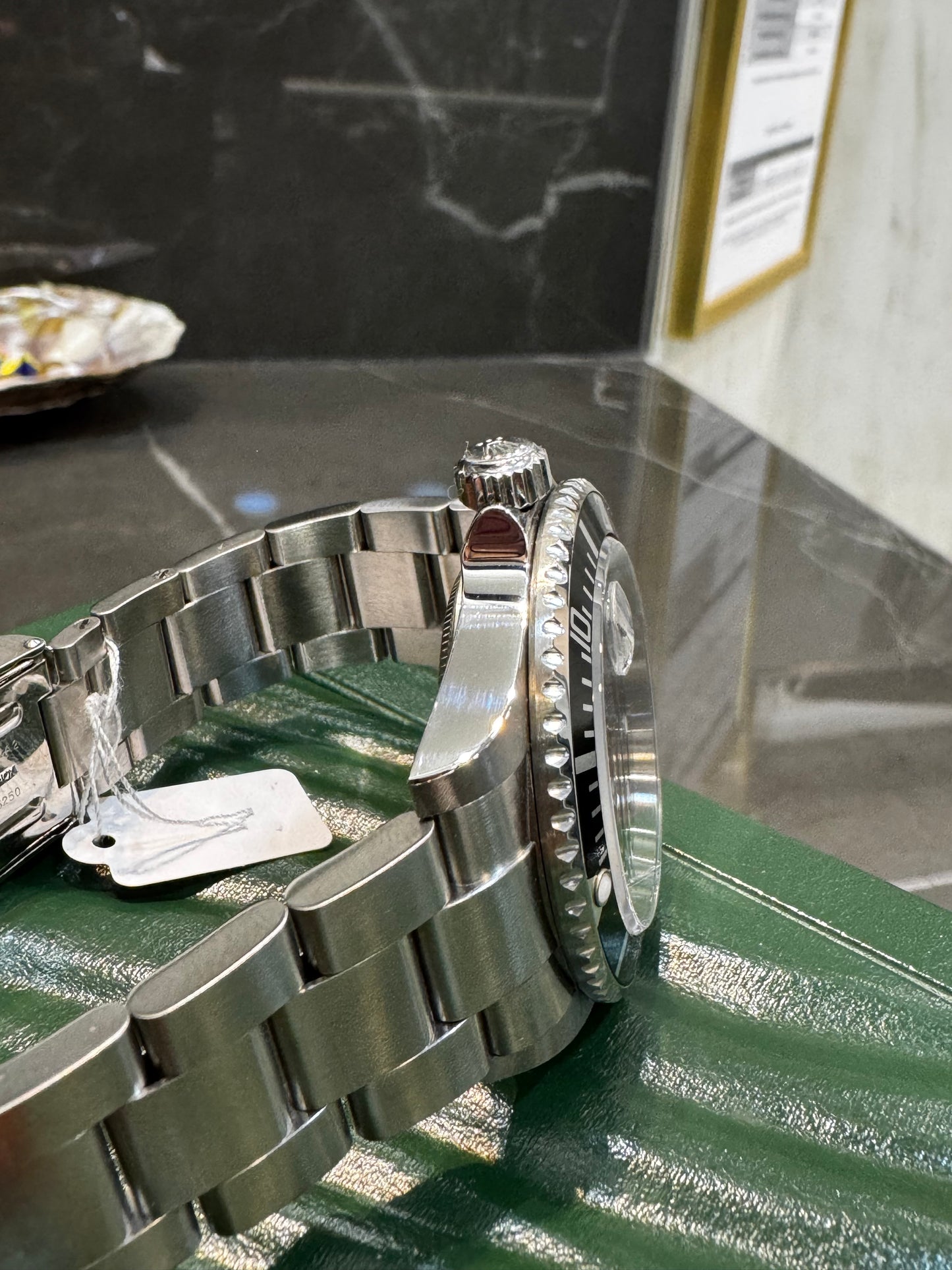 Rolex Submariner Date