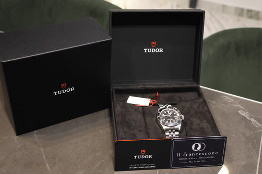 Tudor Black Bay