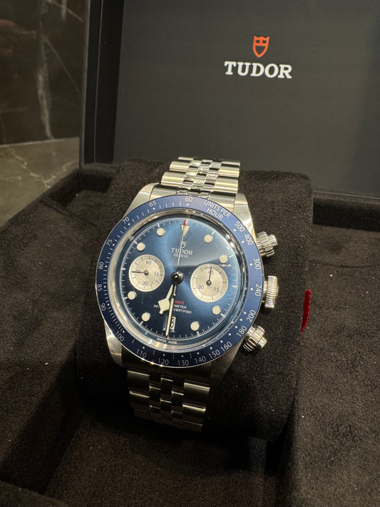 Tudor black bay chrono