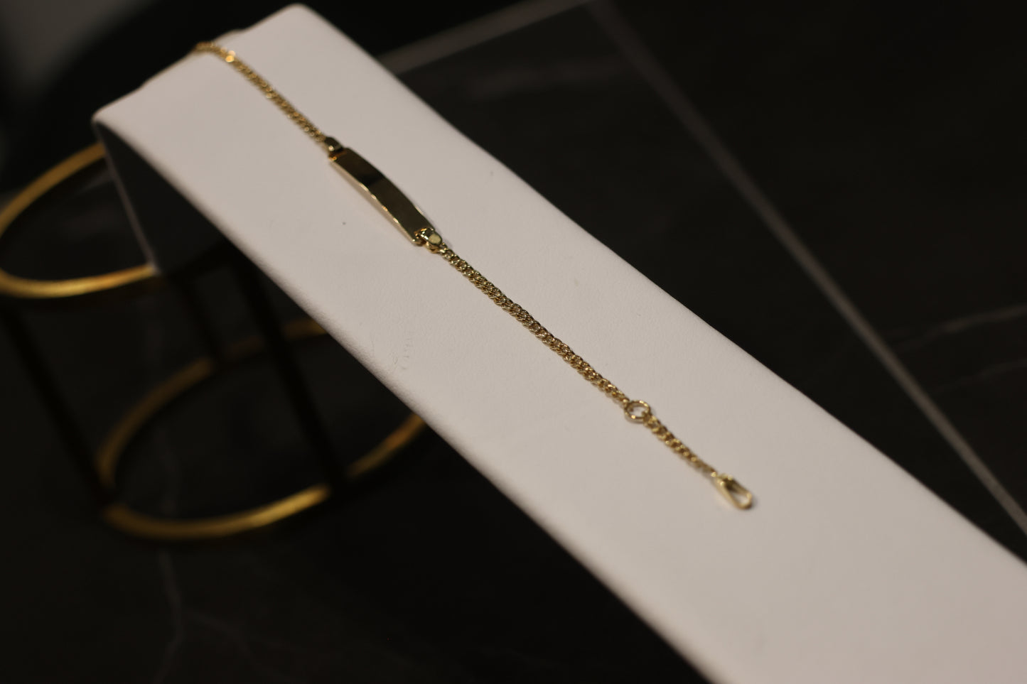 Bracciali