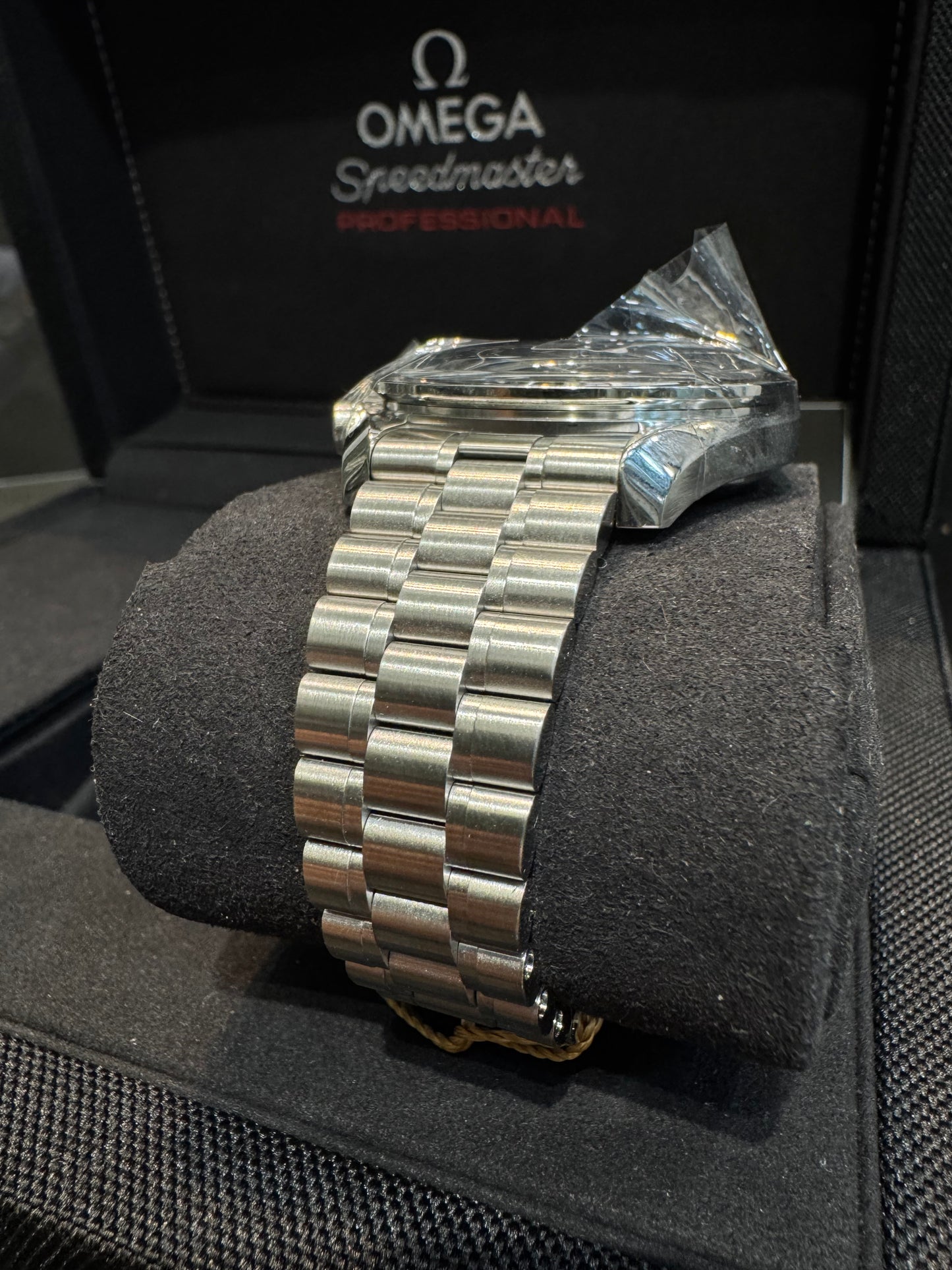Omega Speedmaster Moonwatch